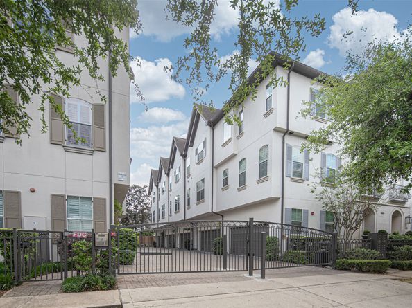 4031 Bellefontaine Street 117, Houston TX 77025