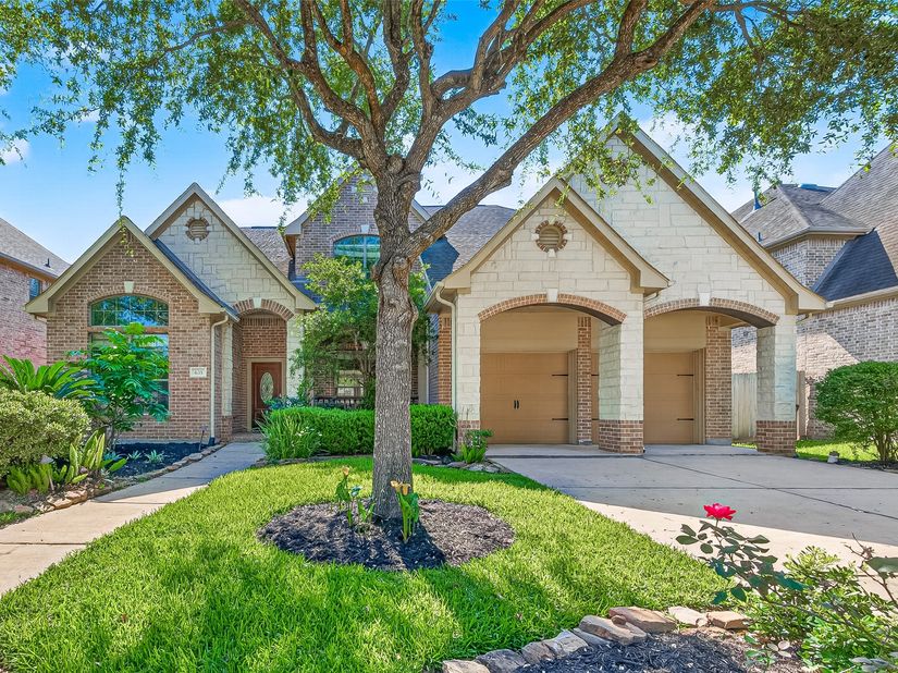 635 Doscher Lane, Sugar Land TX 77479