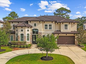 5823 Stratton Woods Drive