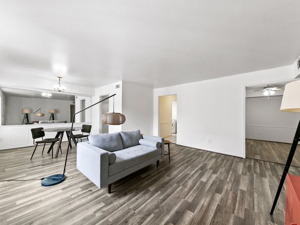 361 N Post Oak Lane 231, Houston TX 77024