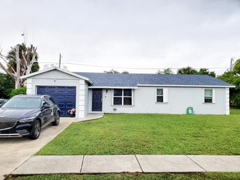 1477 N Mangonia Drive