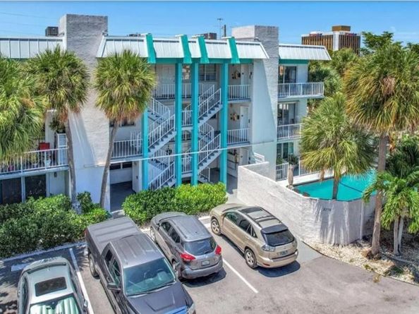 2715 NE 49th St 205, Fort Lauderdale FL 33308