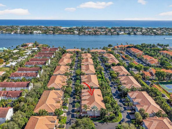 163 Las Brisas Circle, Hypoluxo FL 33462