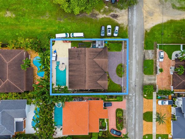 7440 SW 93rd Ave, Miami FL 33173