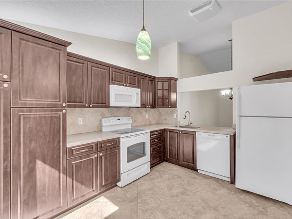 3246 Carambola Cir 3246, Pompano Beach FL 33066