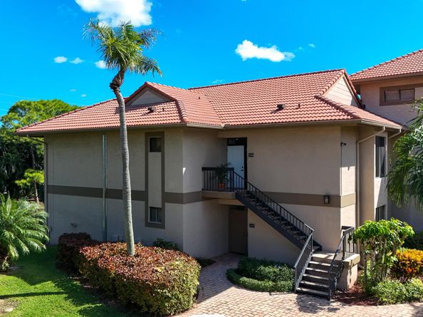 19199 Sabal Lake Drive, Boca Raton FL 33434