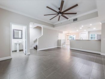 Undisclosed Address #FX-10530932