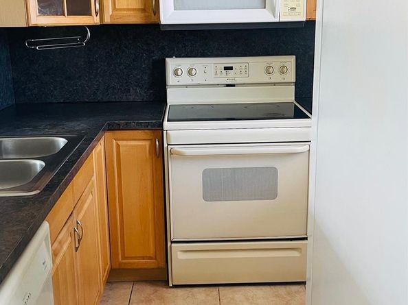 5111 W Oakland Park Boulevard 306, Lauderdale Lakes FL 33313