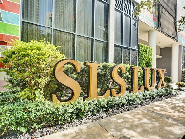 801 S Miami Avenue 2405, Miami FL 33130