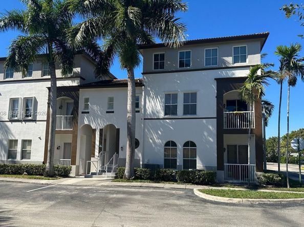 4331 SW 160th Avenue 218, Miramar FL 33027