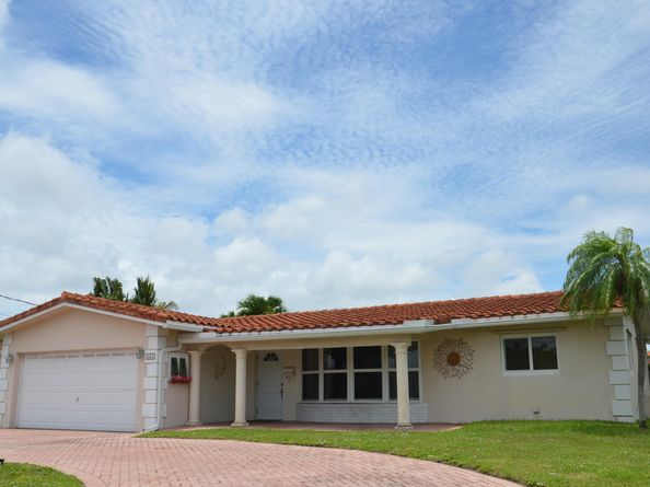 641 SE 11th Street, Pompano Beach FL 33060