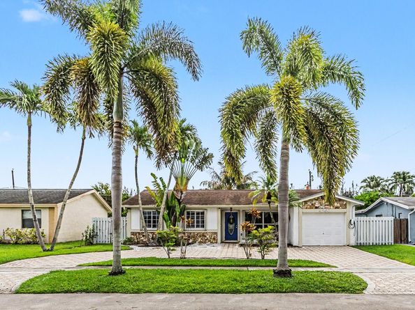 4560 NW 113th Terrace, Sunrise FL 33323