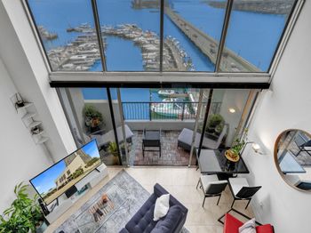 555 NE 15th Street