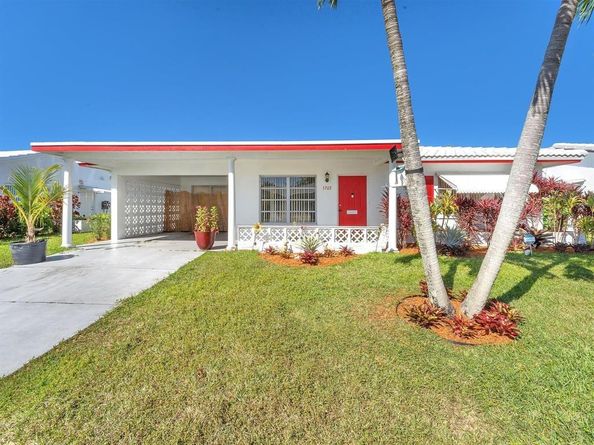 5702 NW 84th Ave, Tamarac FL 33321
