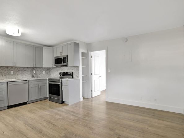 5168 NE 6th Ave 406, Fort Lauderdale FL 33334