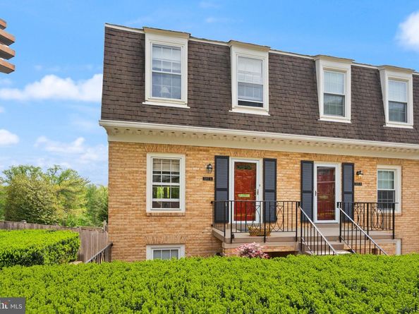 3267 Sutton Place NW C, Washington DC 20016