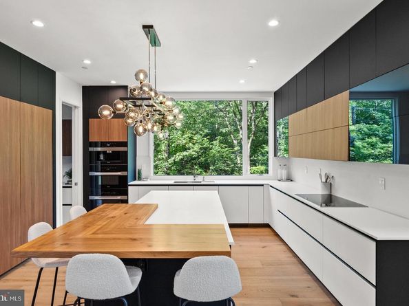 4656 Broad Branch Road NW, Washington DC 20008