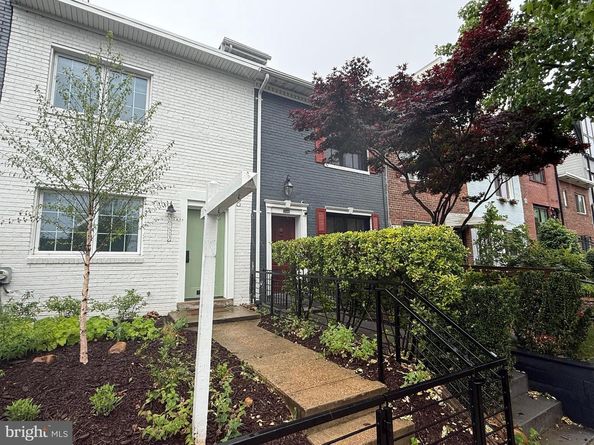 1527 K Street SE, Washington DC 20003