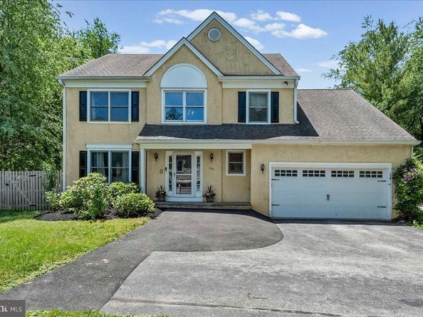 252 Highland Avenue, Wayne PA 19087