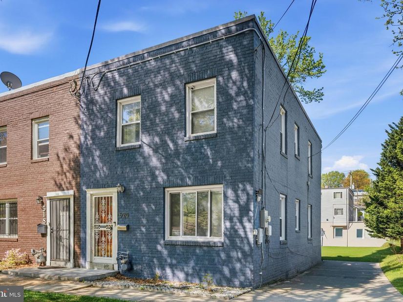 520 49TH Street NE, Washington DC 20019