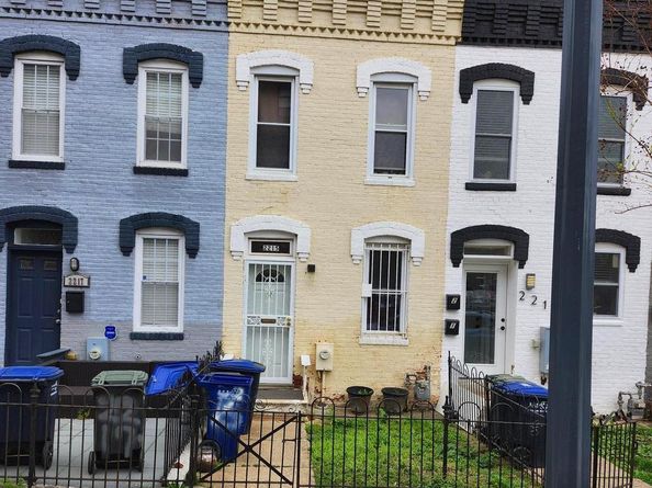 2215 10TH Street NW, Washington DC 20001