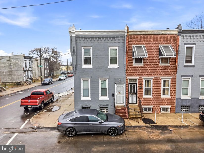 1325 W Auburn Street, Philadelphia PA 19132