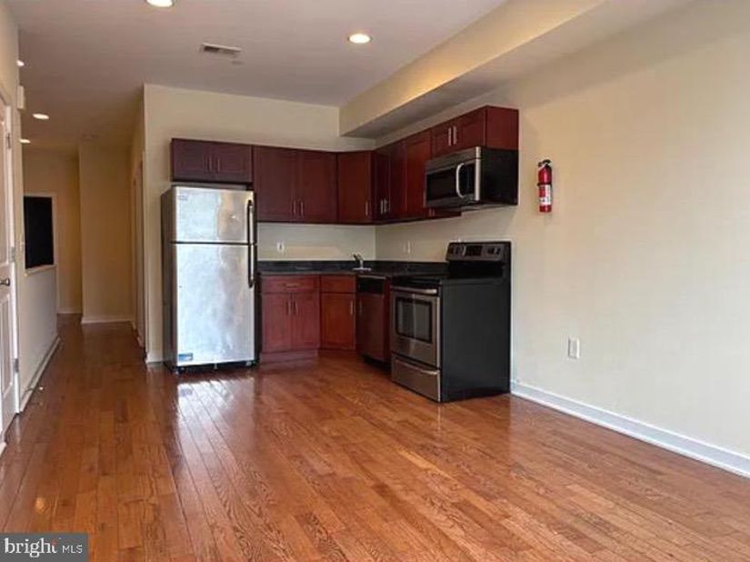 332 N 41st Street, Philadelphia PA 19104