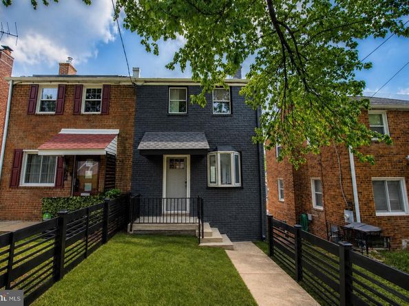 719 Hilltop Terrace SE, Washington DC 20019
