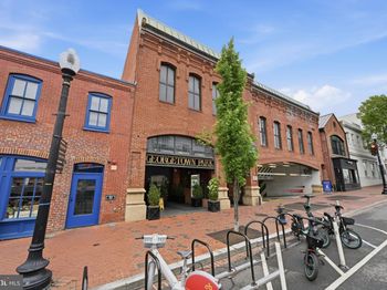 1080 Wisconsin Avenue NW