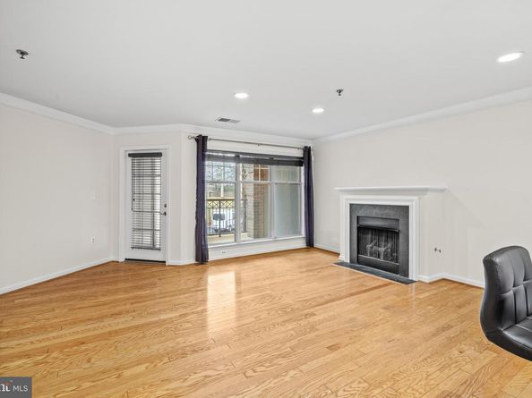 5563 Seminary Road 107, Falls Church VA 22041