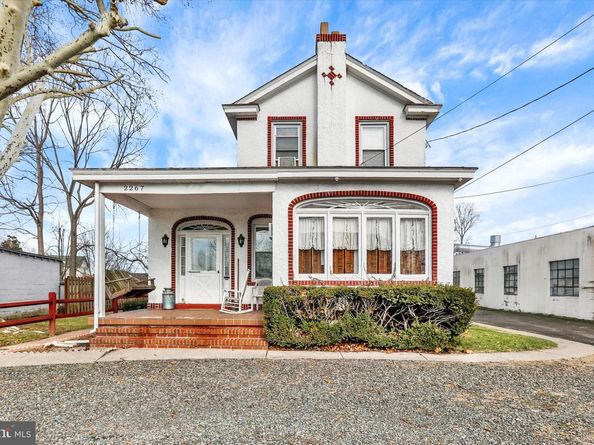 2267 E Farragut Avenue, Bristol PA 19007