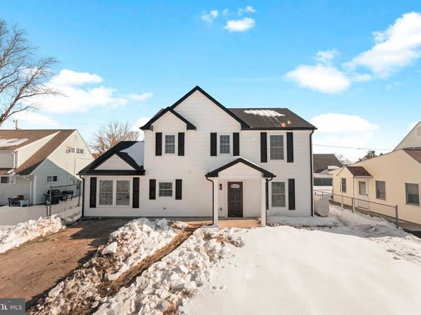 12 Geranium Road, Levittown PA 19057