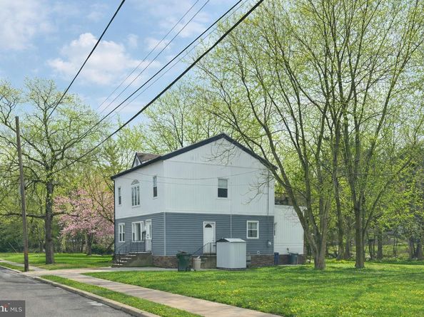 2972 Madison Avenue, Abington PA 19001
