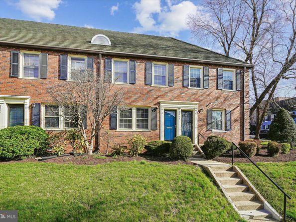 2015 38TH Street SE B, Washington DC 20020