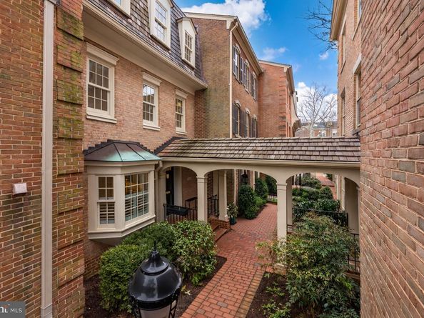 4342 Westover Place NW, Washington DC 20016