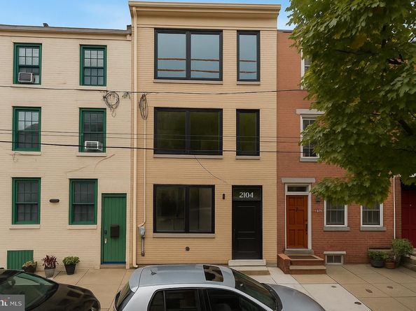 2104 Naudain Street, Philadelphia PA 19146