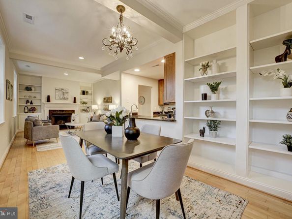 220 13TH Street SE 24, Washington DC 20003