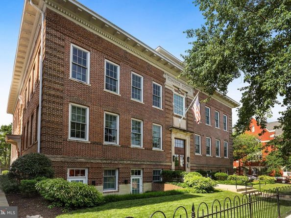 901 D Street NE 3, Washington DC 20002