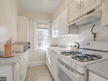 236 Farragut Street NW