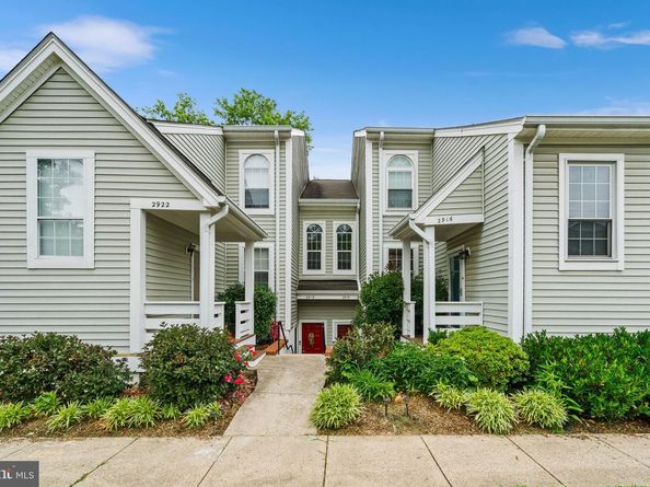 2912 Yarling Court, Falls Church VA 22042