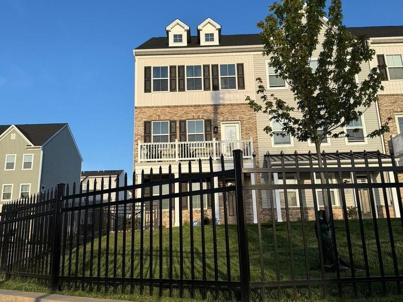2 Karpovich Aly Alley, Bridgeport PA 19405