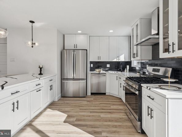 3858 Violet Drive, Philadelphia PA 19154