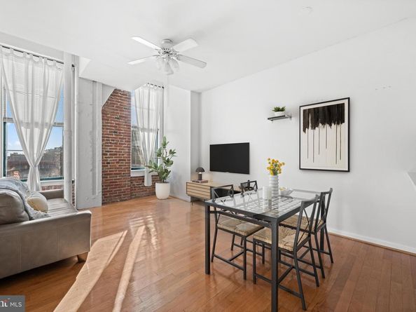 315 New Street 603, Philadelphia PA 19106