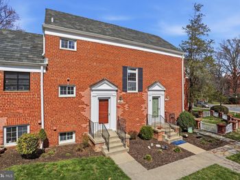 3105 Martha Custis Drive