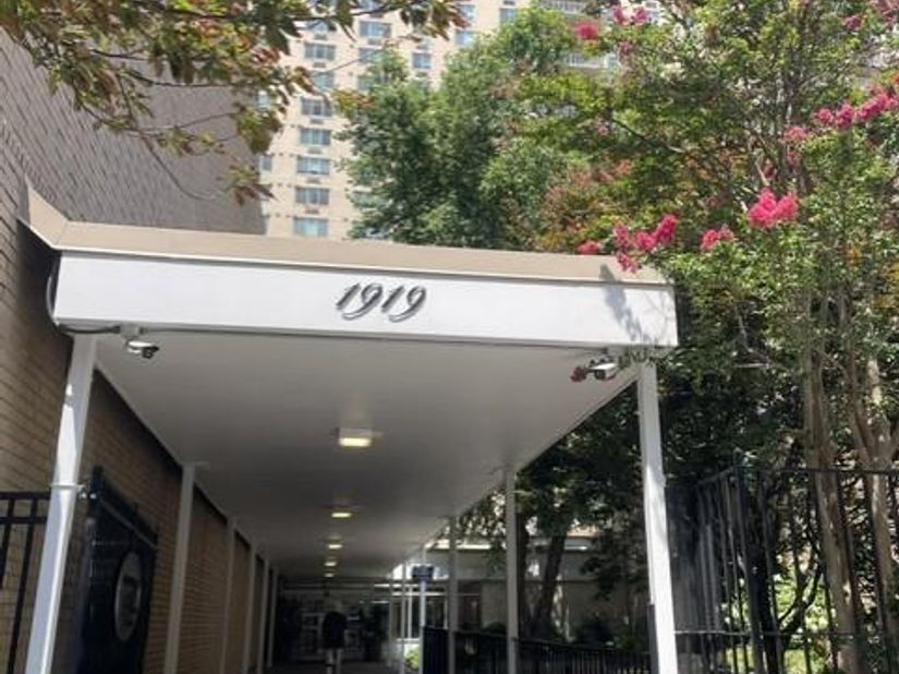 1919 Chestnut Street 520, Philadelphia PA 19103