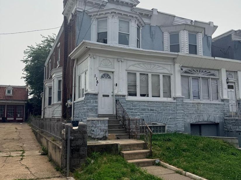 118 E Wyoming Avenue, Philadelphia PA 19120
