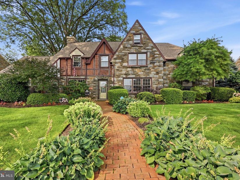 1224 Edmonds Avenue, Drexel Hill PA 19026