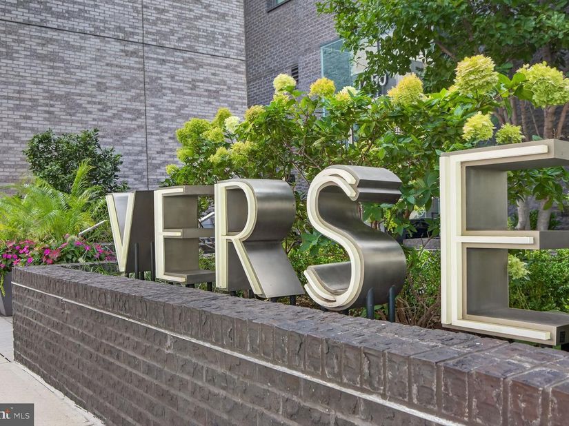 1650 Silver Hill Drive 1607, Mclean VA 22102