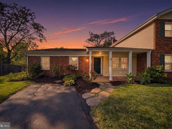 413 Harding Court, Sterling VA 20164