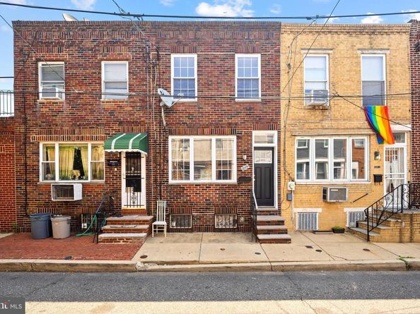 2009 S Darien Street, Philadelphia PA 19148